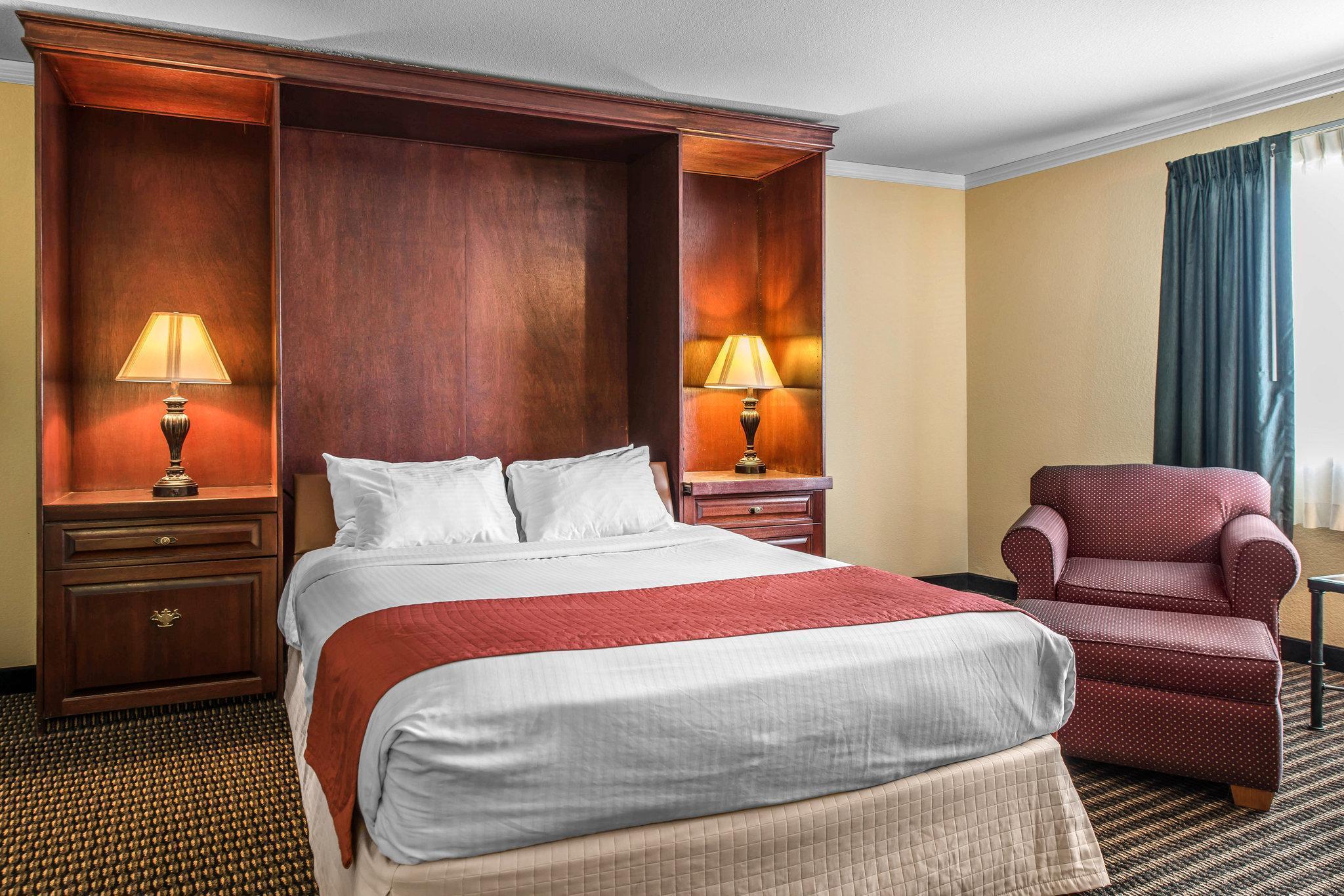 Travelodge By Wyndham Stratton Eksteriør billede